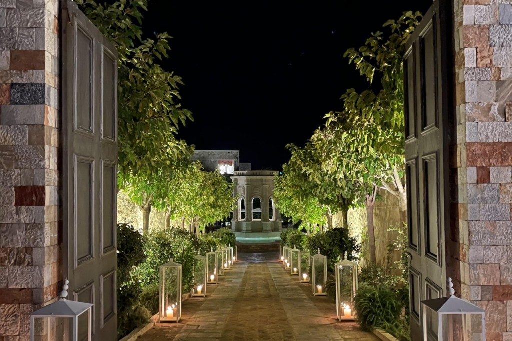 White lanterns - Image 3
