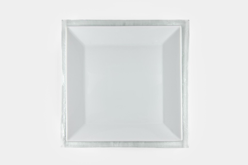 Square glass charger - Image 1